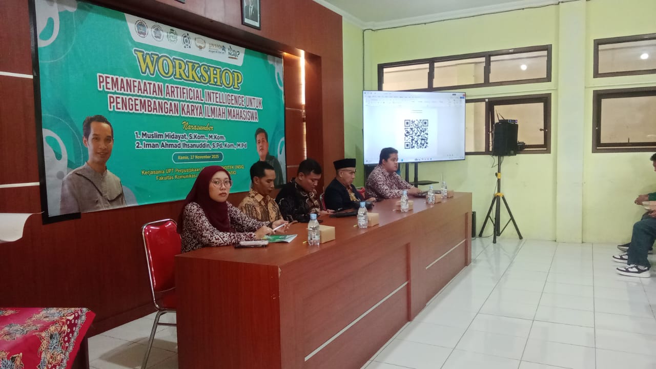 Workshop Pemanfaatan AI untuk Pengembangan Karya Ilmiah Mahasiswa UNSIQ